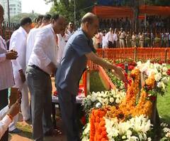Bal Thackeray Death Anniversary | माजी मुख्यमंत्री मनोहर जोशींकडून बाळासाहेबांना अभिवादन | ABP Majha