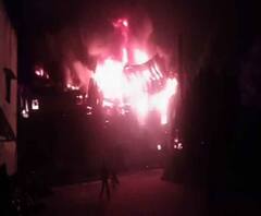  ফলতায় বিশেষ অর্থনৈতিক অঞ্চলে প্লাস্টিক কারখানায় ভয়াবহ আগুন