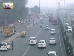 Delhi में Pollution से थोड़ी राहत, आनंद विहार में आज भी हवा का स्तर बेहद ख़राब । Ground Report