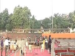 Ground Report: आज शाम शपथ लेंगे Uddhav Thackeray, शिवाजी पार्क में जोर-शोर से हो रही हैं तैयारियां