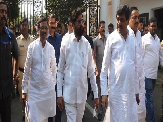 મહારાષ્ટ્રઃ NCP-કોંગ્રેસ-શિવસેનાએ સરકાર રચવાનો દાવો કરતો પત્ર રાજ્યપાલને આપ્યો 