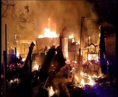 Reporter Stories: মালদায় আগুনে ভস্মীভূত ৭টি বাড়ি, মৃত ১