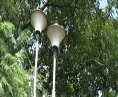 Reporter Stories: বাঁকুড়ায় রক্ষণাবেক্ষণের অভাবে বেহাল ত্রিফলা বাতি, নতুন করে এলইডি আলো লাগিয়েছে পৌরসভা, শাসক দলের পৌর বোর্ড উন্নয়নের টাকা তছরুপ করছে, অভিযোগ বিরোধীদের