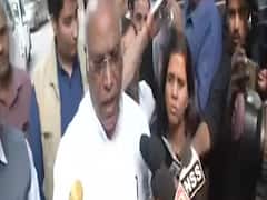 Maharashtra Congress leaders to attend meeting at Sonia Gandhi's residence at 4 pm 