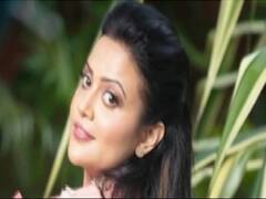 Maharashtra: Devendra Fadnavis की पत्नी Amruta फेसबुक पोस्ट के जरिए जताया जनता का आभार