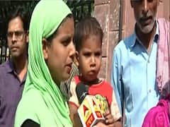 Delhi Police vs Lawyers: Saket Court' gate shuts amid protest 