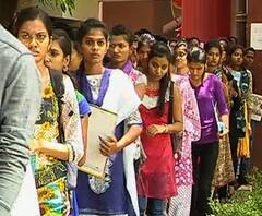 Board Exam | दहावी आणि बारावीच्या परीक्षांचं वेळपत्रक जाहीर | ABP Majha