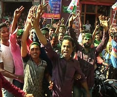 ৩ উপনির্বাচনেই জয় তৃণমূলের, খবর শিরোনাম 