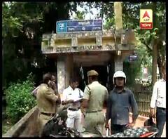 ফের মেট্রোয় আত্মহত্যার চেষ্টা, মঙ্গলবার সকালে ব্যস্ত সময়ে বেশ কিছুক্ষণ ব্যাহতমেট্রো পরিষেবা 