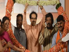 Maharashtra में Uddhav Thackeray के किंग मेकर से किंग बनने की कहानी | Vyakti Vishesh 