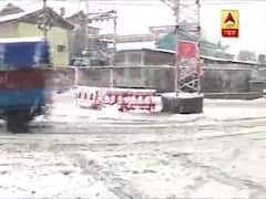 2 army men lose their life in an avalanche in Handwara