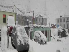 हिमस्खलन में दो जवान शहीद, घाटी में भारी बर्फबारी । Panchnama