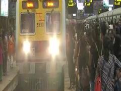मुंबई में चलेगी नई लोकल ट्रेन 'उत्तम', मिलेंगी नई सुविधाएं, देखिए