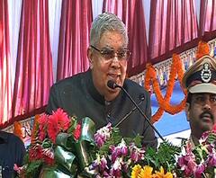 রাজ্যপালকে নিয়ে অমিত শাহের কাছে নালিশ তৃণমূলের, খবর শিরোনাম