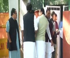 Congress Meeting | काँग्रेसची उच्चस्तरीय बैठक, आर्थिक मंदीवरुन काँग्रेस सरकारला घेरण्याची तयारी | ABP Majha