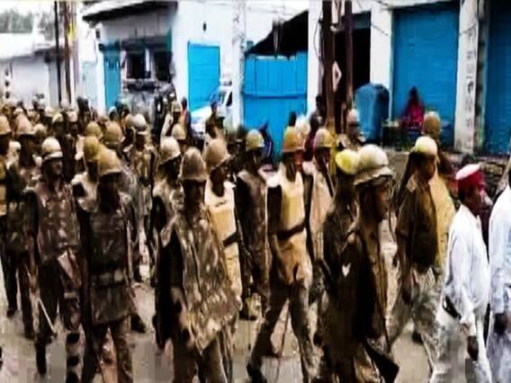 Huge coverage from Ayodhya ahead of big judgment | Bharat Ki Baat (07.11.2019)