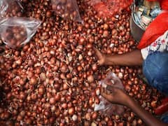 प्याज की बढ़ती कीमतों पर कब ध्यान देगी सरकार ?