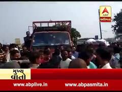 સુરતઃ લિંબાયતમાં થયેલ હત્યાના મામલે ધારાસભ્ય સંગીતા પાટીલના કાર્યાલયનો ઘેરાવ, જુઓ વીડિયો