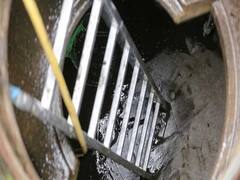 અમદાવાદઃ રામદેવનગરમાં ગટર લાઇનમાં ભંગાણ થતાં ગંદુ પાણી રોડ પર, જુઓ વીડિયો