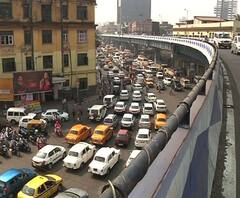 এক নজরে শহরের যান চলাচলের হাল-হকিকৎ, দেখে নিন ট্রাফিক আপডেট