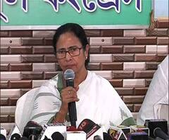 নোটবন্দির তিন বছর, টুইটে আক্রমণ মমতা বন্দ্যোপাধ্যায়ের, 'সেই দিন অর্থনীতির বিপর্যয় শুরু হয়েছিল আর আজ দেখুন কি পর্যায়ে পৌঁছে গেছে' 