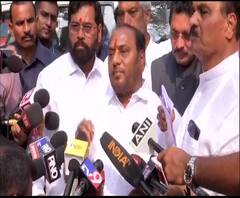 Unseasonal Rain Review Meeting | शेतकऱ्यांच्या मागण्यांवर चर्चा, सत्तास्थापनेचा पेच कायम | ABP Majha 