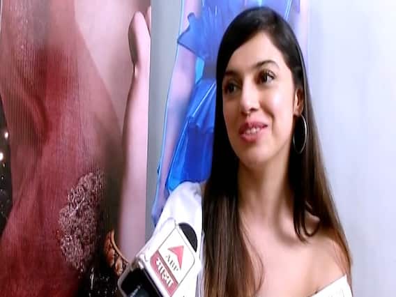 मशहूर गाने 'याद पिया की आने लगी' के रिमिक्स में नजर आ रहीं Divya Khosla Kumar से खास बातचीत