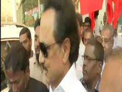 MK Stalin reaches Mumbai to attend Uddhav's oath taking ceremony