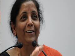 वित्त मंत्री Nirmala Sitharaman का देश में मंदी से इंकार, कहा- विकास रफ्तार भले धीमी लेकिन मंदी नहीं