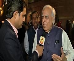 CAB I आजचा दिवस हा 'काळा दिवस', नागरिकत्व सुधारणा विधेयकावर सोनिया गांधींची टीका I एबीपी माझा