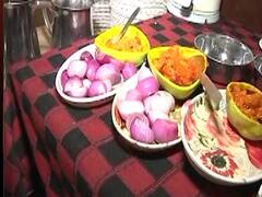 बिहार के आरा में 120 रुपये किलो बिक रही है प्याज, शादी और पार्टी के मेन्यू पर भी असर