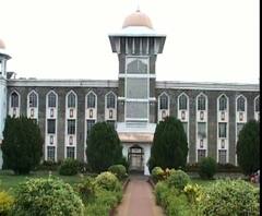 Kolhapur | शिवाजी विद्यापीठाच्या नामविस्ताराला विरोध, विस्तारामुळे मूळ नाव बाजूला पडण्याचा धोका- एन.डी.पाटील | ABP Majha