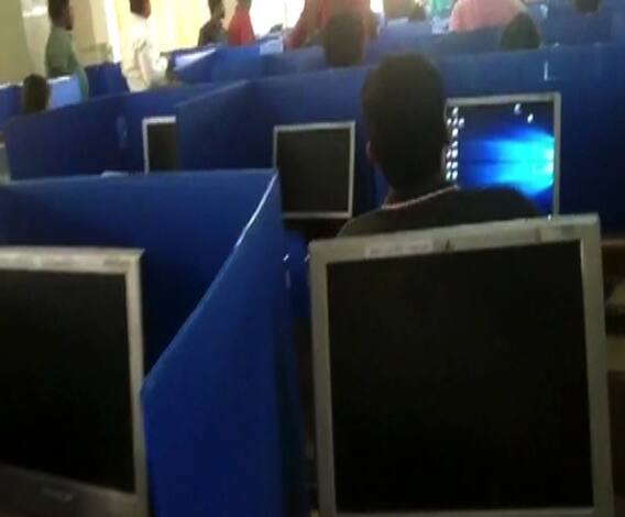 Mahaportal | पुण्यात सलग दुसऱ्या दिवसी महापोर्टलचा फज्जा, वीज गेल्याने परीक्षा रद्द | ABP Majha