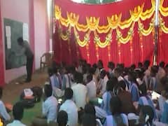 Congress takes note of missing basic facilities in Dindori school after ABP News report