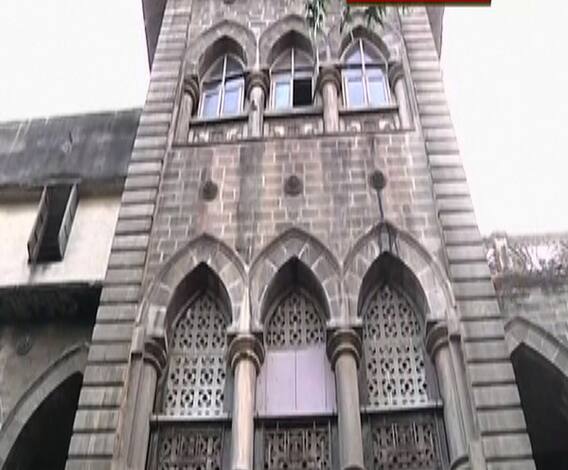 Special Report | नाशिक महापालिकेची अजब शक्कल, विभागीय कार्यालयाची डागडूजीसोडून जीर्ण इमारतीची गोण्यांचा डोंगर | ABP Majha