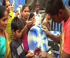 যদুবাবুর বাজারে সুফল বাংলার স্টলে ৫৯ টাকা কেজি দরে বিকোচ্ছে পেঁয়াজ, ভিড় সামলাতে পুলিশ, রাস্তায় ব্যারিকেড