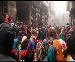 রেললাইনে বিকল ট্রাক, বনগাঁ, রাণাঘাট শাখায় ব্যাহত রেল চলাচল – খবর ফটাফট 