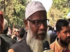 Delhi Fire: पीड़ित परिजनों को शव ले जाने के लिए सरकार से नहीं मिल रही कोई मदद