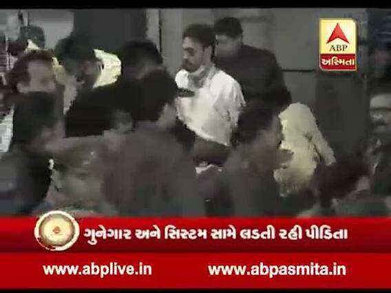 દુષ્કર્મ કાંડઃ એક પિતા તુટી ગયા, એક ભાઇ હારી ગયો, વીડિયોમાં જુઓ ઉન્નાવ દીકરીની દાસ્તાન 