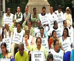 Reporter Stories: রাজ্যপালের বিরোধিতায় বিধানসভায় শাসকদলের নজিরবিহীন বিক্ষোভ