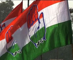 হায়দরাবাদের সংস্থার কাছ থেকে চাঁদা নেওয়ায় কংগ্রেসকে নোটিস আয়কর দফতরের