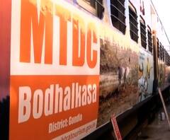 Deccan Queen I मुंबई-पुणे धावणाऱ्या डेक्कन क्विन एक्स्प्रेसचं रुपडं पालटलं I एबीपी माझा