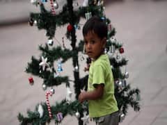 मुंबई के बांद्रा से लेकर वेटिकन तक कुछ इस अंदाज में मनाया गया Christmas