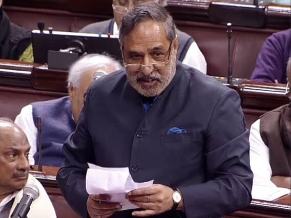 किसी भी दल का घोषणापत्र देश के संविधान से नहीं टकरा सकता: Anand Sharma