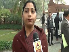 'Hyderabad Encounter तारीफ के काबिल, पुलिस की सराहना करती हूं'- Sanghmitra Maurya