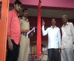 Kolhapur Death | कोल्हापूरमध्ये मंदिराच्या घंटेला तरुणीचा लटकलेला मृतदेह, नाशकात 7वर्षीय मुलीवर लैंगिक अत्याचार | ABP Majha