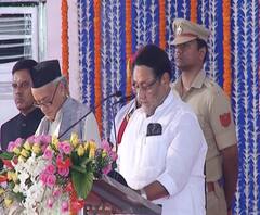 Cabinet Expansion | मी शपथ घेतो की... | राष्ट्रवादीचे नेते नवाब मलिक यांनी घेतली मंत्रीपदाची शपथ | ABP Majha