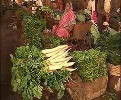 Vegetable | आवक वाढल्याने भाज्यांचे दर उतरले | ABP Majha 