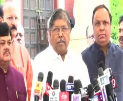 Chandrakant Patil | शिवस्मारकाच्या कामात अनियमितता नाही - चंद्रकांत पाटील | नागपूर | ABP Majha 