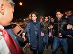 Watch | Priyanka Gandhi's 'Scooty March' without helmet in Lucknow